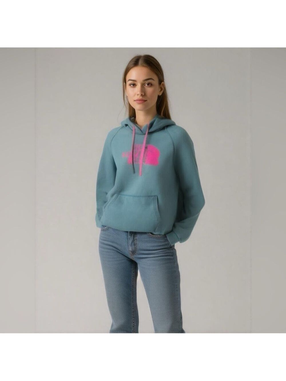 The North face women’s hooded sweatshirt size medium